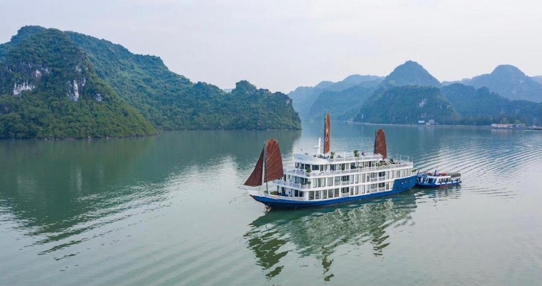 Готель Madeline Cruises Халонг Екстер'єр фото